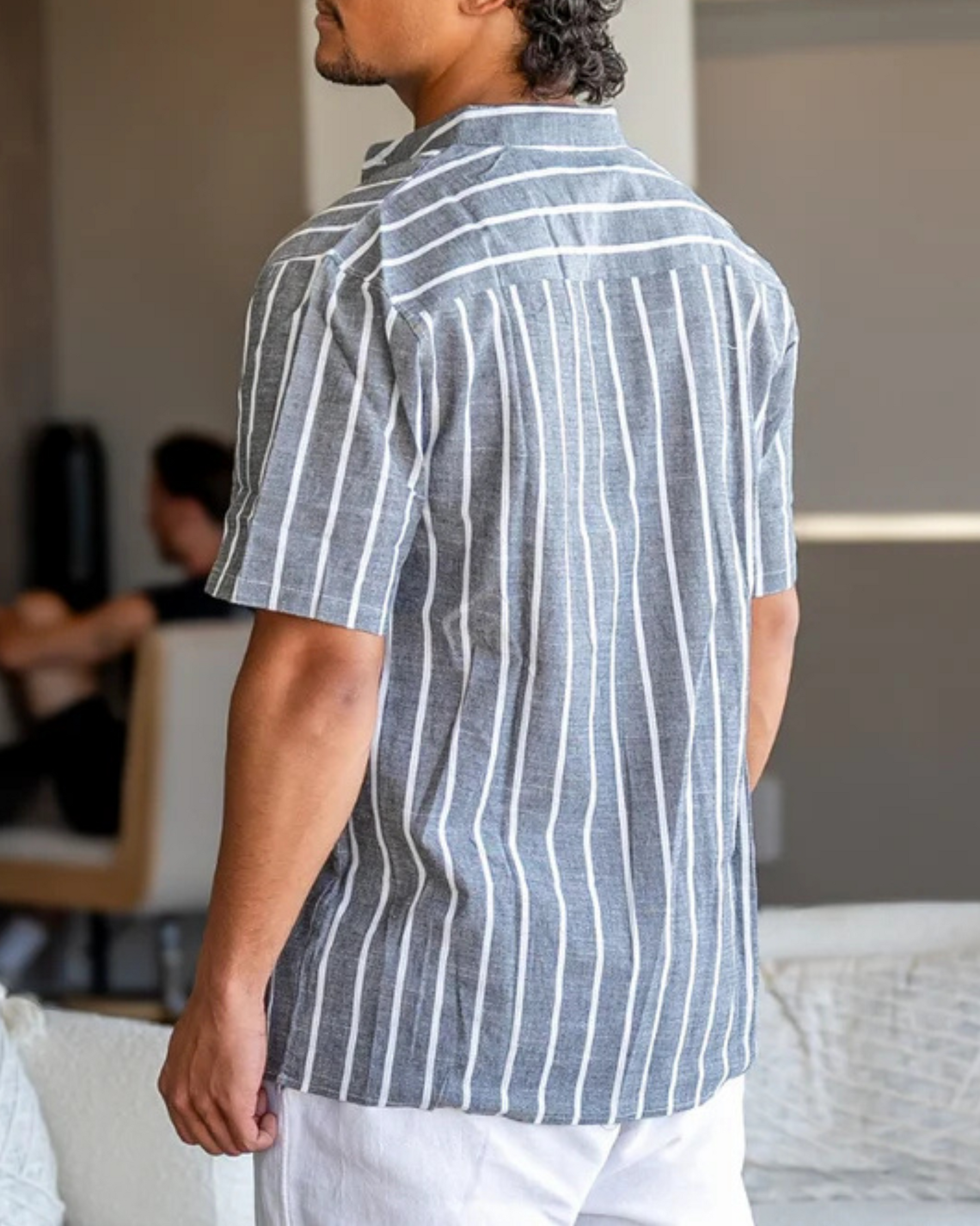 ELEGANT STRIPED POLO SHIRT